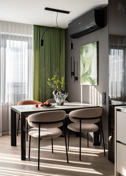 Интерьер, построенный на контрастах