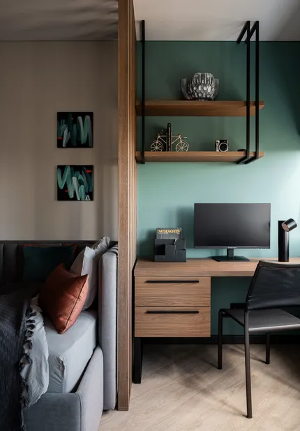 Интерьер, построенный на контрастах