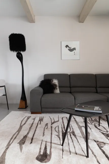 Серая тишина: интерьер загородного дома