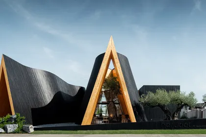 Кафе Harudot, сквозь которое растут баобабы